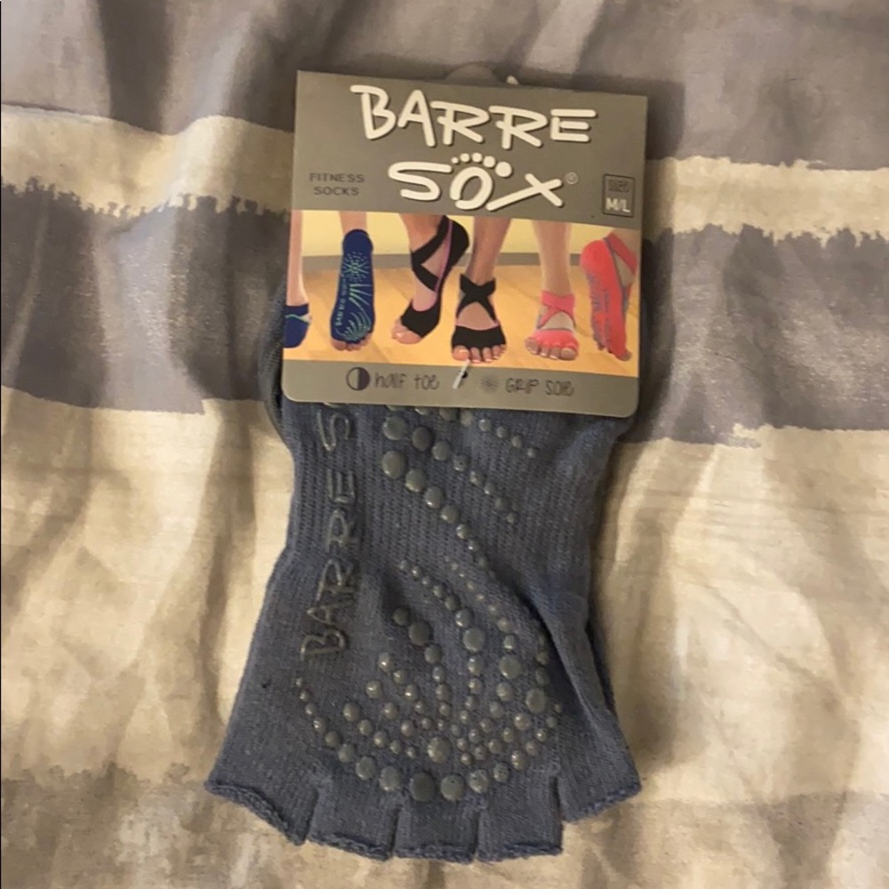 NWT Barre Sox Gray
